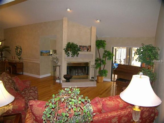 5th image of 4951 Stonecrest Dr