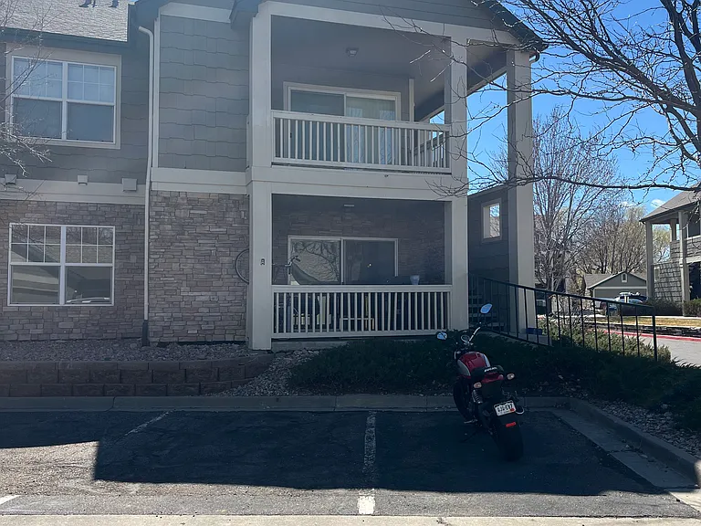 5225 White Willow Dr #A120 — Photo 1