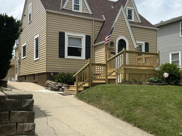 2745 S 68th STREET, Milwaukee, WI 53219