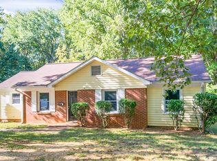 4707 Belle Plaine Dr, Charlotte, NC 28215