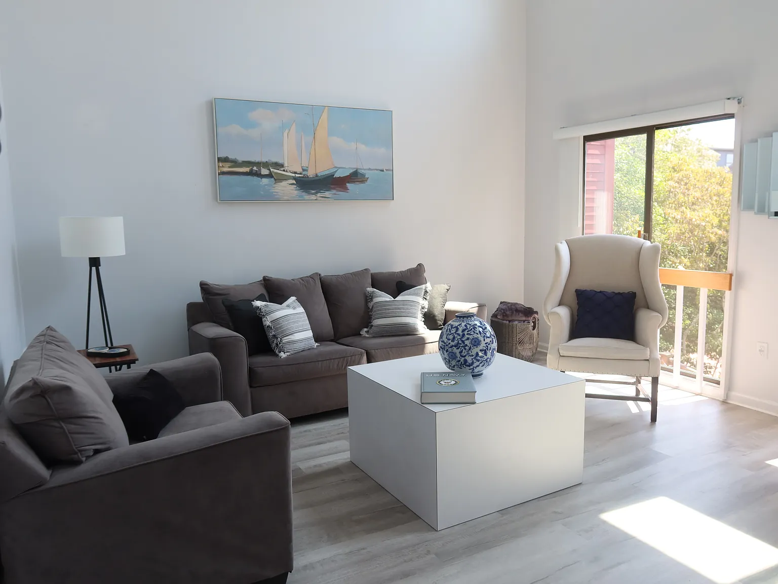 305 Swans Wharf Row — Photo 3