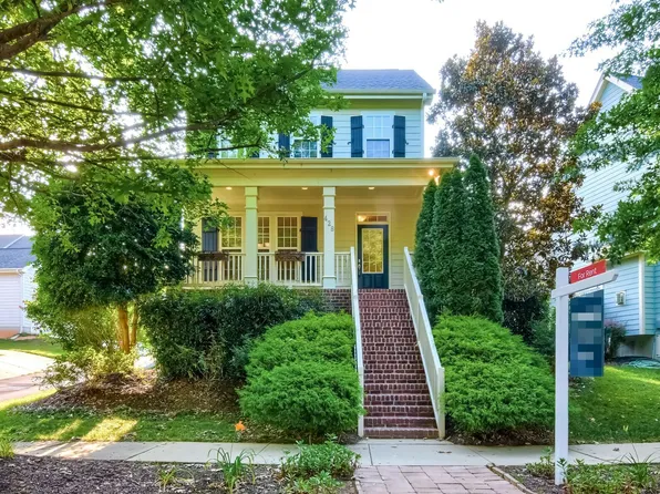 428 Marsh Landing Dr, Holly Springs, NC 27540