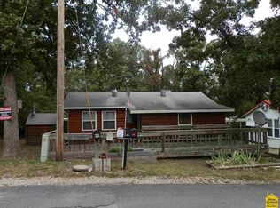 19559 Lakeview Dr, Warsaw, MO 65355