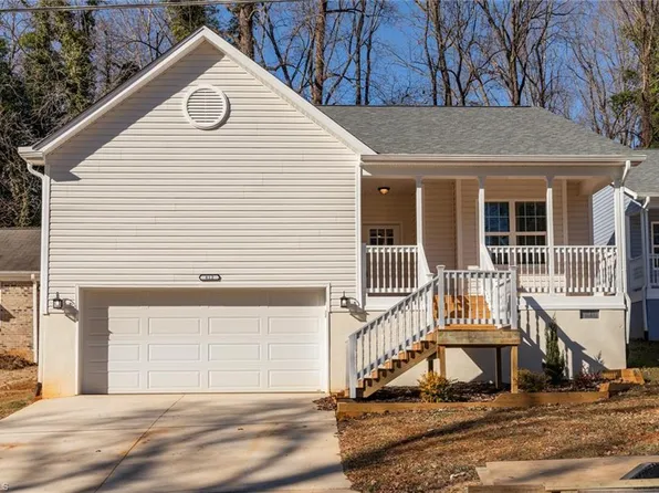 812 Dogwood Cir, High Point, NC 27260
