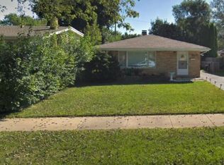 2511 N Jackson St, Waukegan, IL 60087