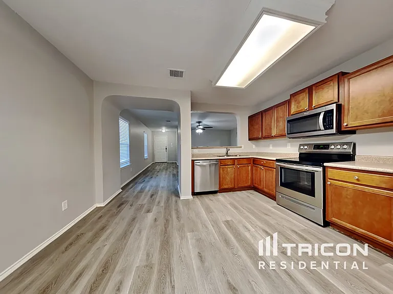 10611 Terrace Gln — Photo 5