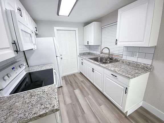 4th image of 1526 Wood Rd