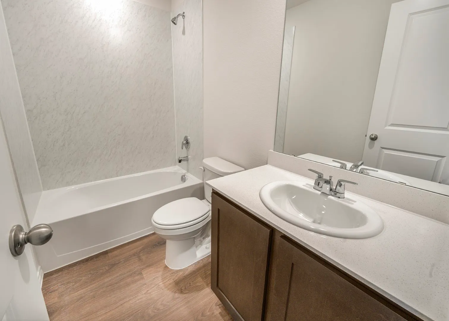 1708 Bluebonnet Ln — Photo 4