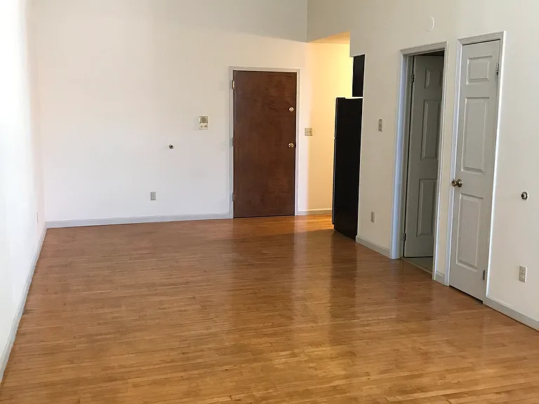 The Uptown Lofts — Photo 13