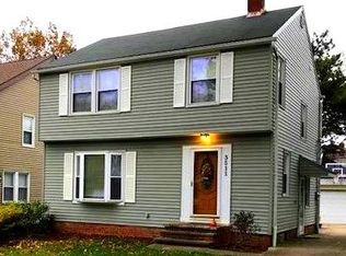 3511 Woodridge Rd, Cleveland Hts, OH 44121