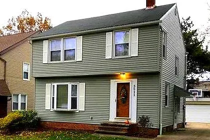 3511 Woodridge Rd photo 1
