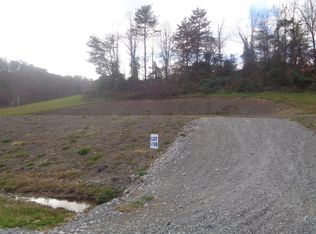 59 Bluestone Lot Dr, East Bernstadt, KY 40729