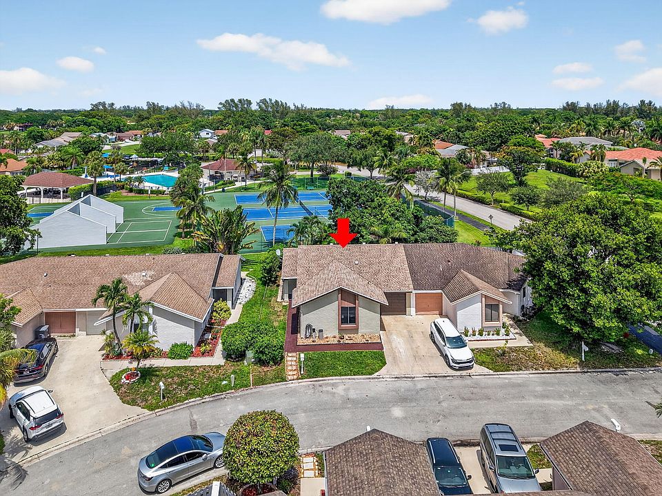 1st image of 9667 Sunny Isle Circle