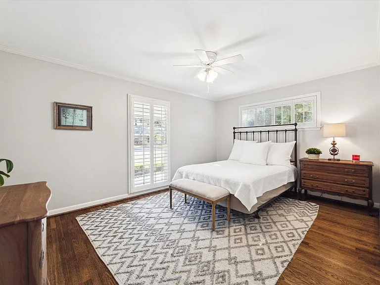 737 Country Ln — Photo 19