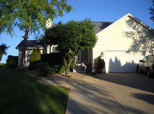 9 Willow Ct, Spring Valley, IL 61362