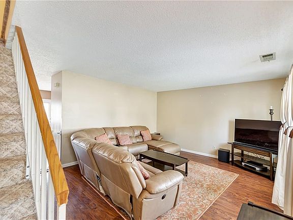 5th image of 502 Stonewall Ct