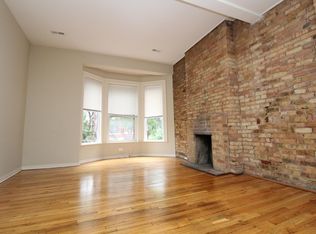 2302 N Clark St APT 3W, Chicago, IL 60614