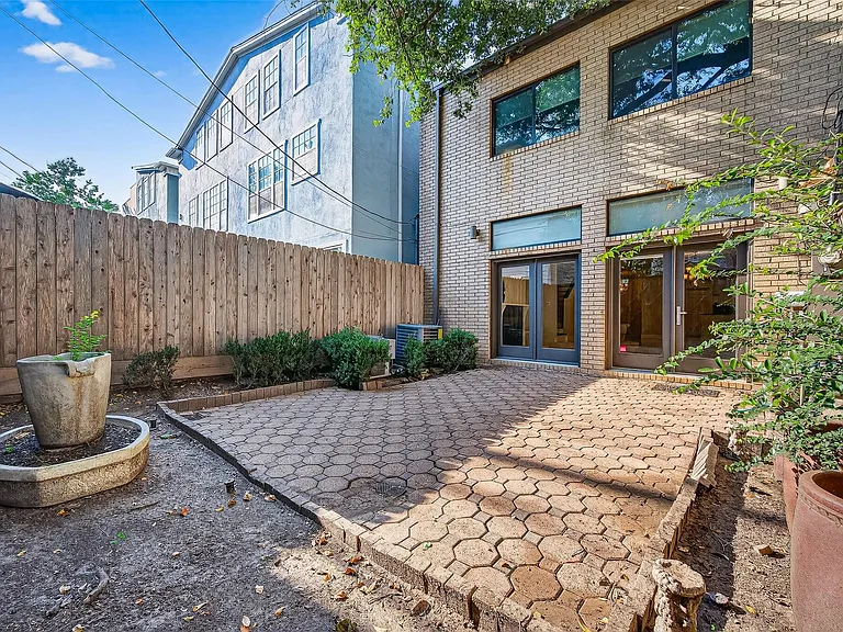3027 Bissonnet St — Photo 47