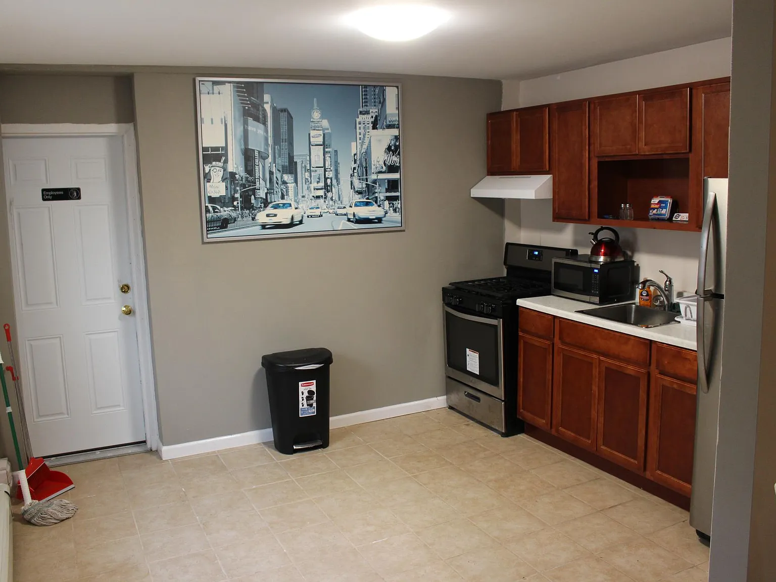 2 bed, 1.5 bath, $2,550 — Photo 4