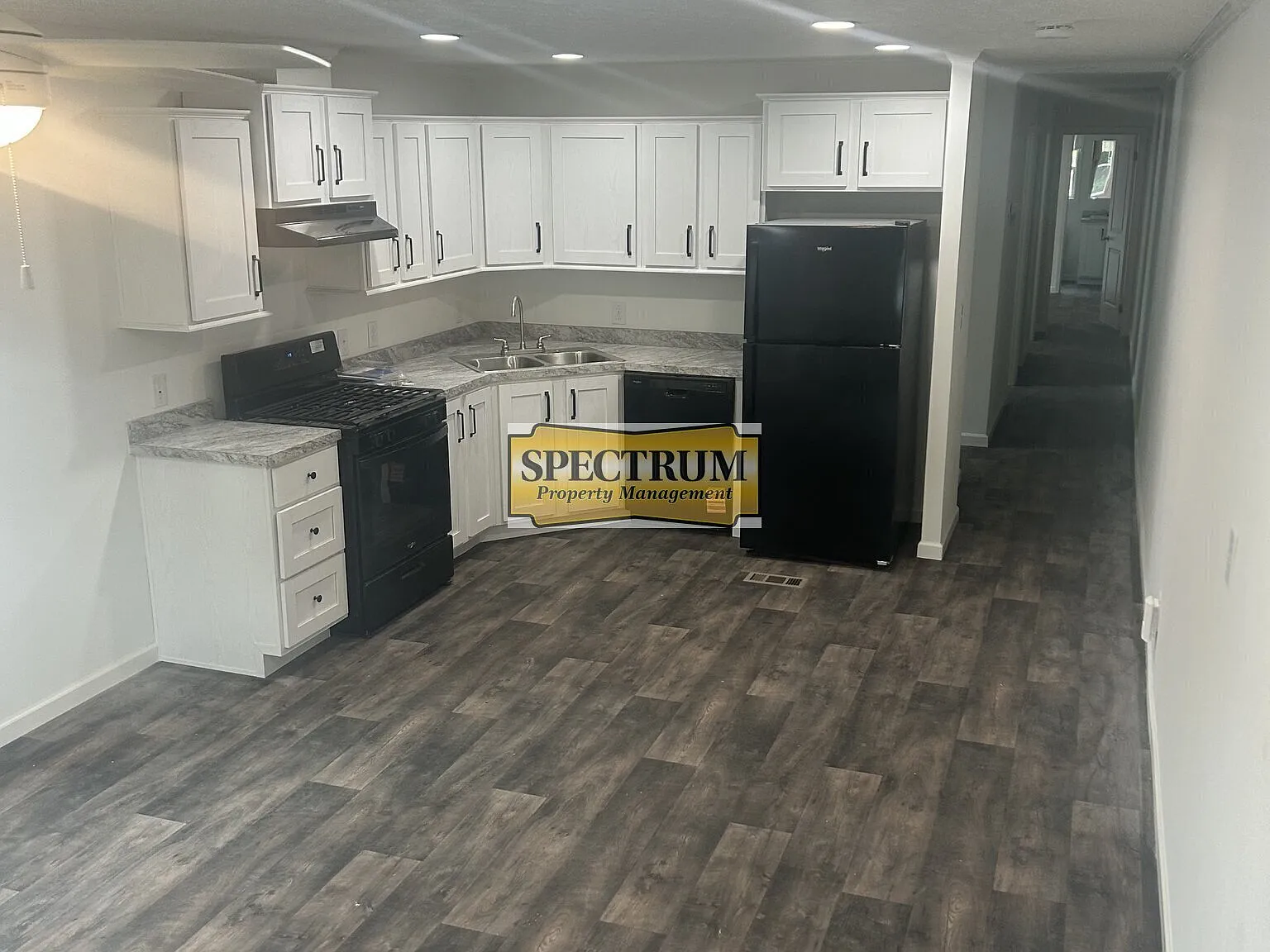 3 bed, $1,650 — Photo 4