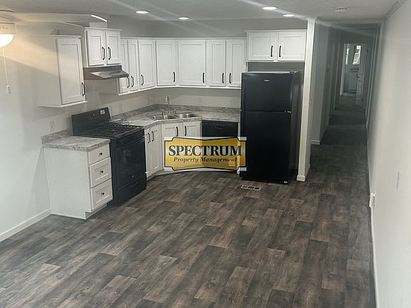 4th image of 35 Windsor St #1