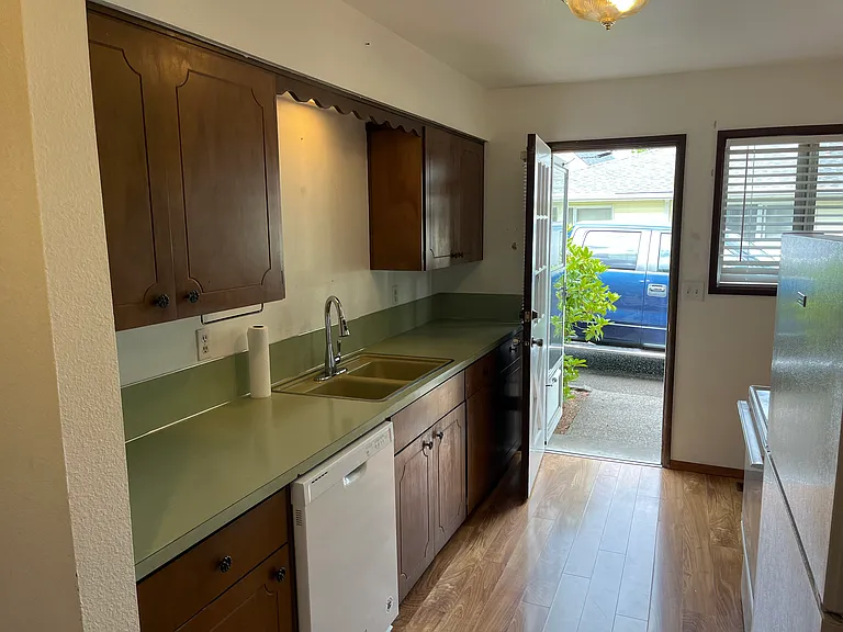 2614 Columbia Blvd #2614 — Photo 4