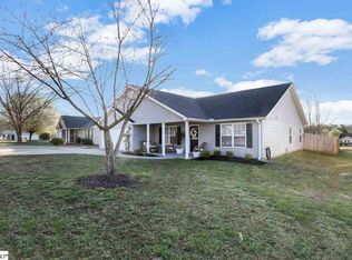 12 Bobber Ct, Taylors, SC 29687