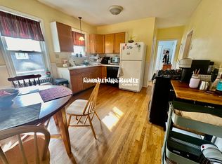 82 Quincy St #2T, Medford, MA 02155