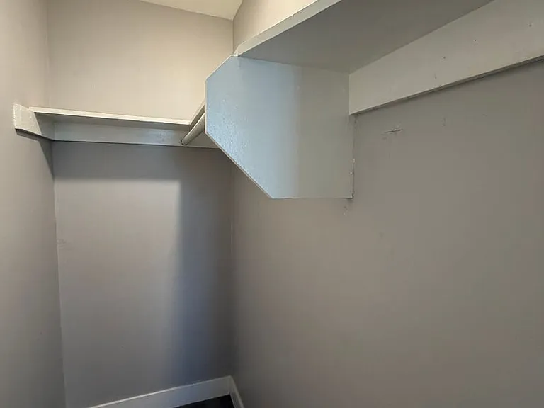 1833 E Harvard St #1-4 — Photo 7