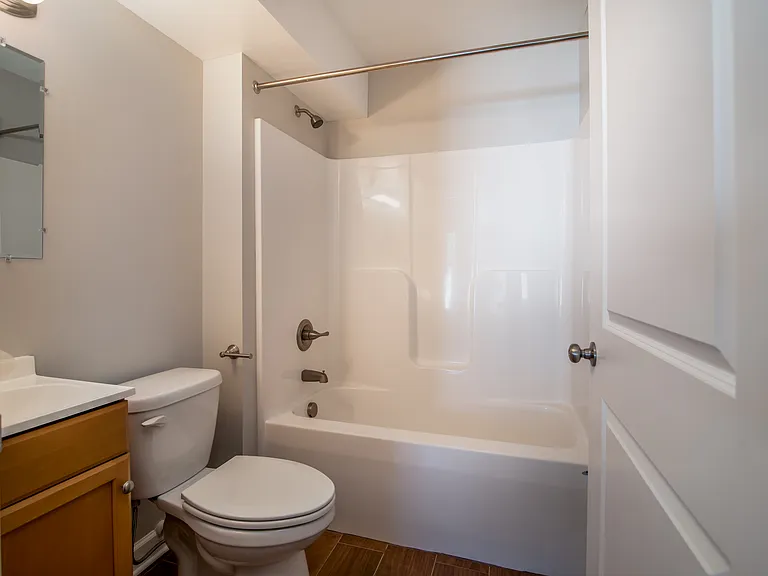 107 Williams St #3 — Photo 15