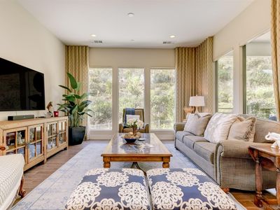 8436 Distinctive Dr, San Diego, CA, 92108