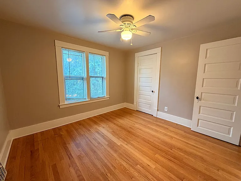 254 Warren Ave SE — Photo 21