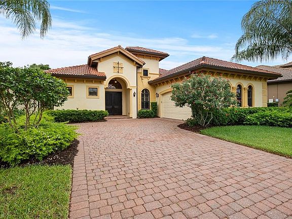 3rd image of 11818 Rosalinda Ct