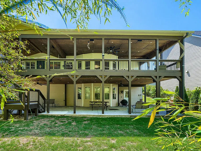 2151 Manor Vw — Photo 19