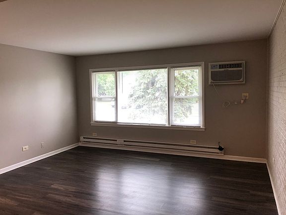 3rd image of 9709 Lorraine Dr APT 8