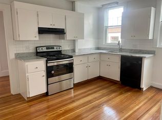 924 Main St #J, Winchester, MA 01890