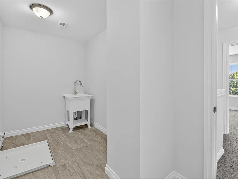 8760 Barrington Dr — Photo 37