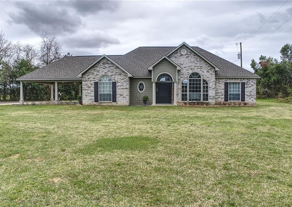 1st image of 943 Woodyard Dr