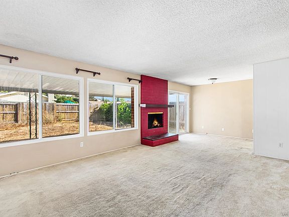 3rd image of 7211 Cowles Mountain Blvd