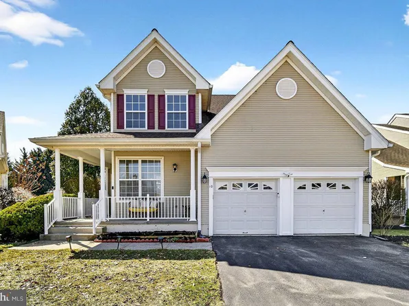 10 Eldridge Dr, Robbinsville, NJ 08691