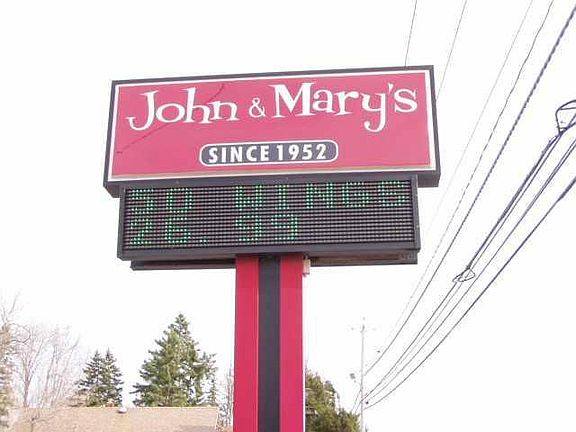 4th image of 2374 Niagara Falls Blvd