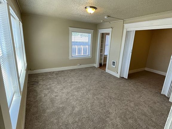 2nd image of 1019 Burwell St APT B4
