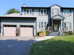 162 Atlantic Dr, Middletown, RI 02842