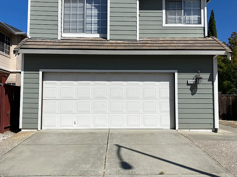 5315 Shattuck Ave — Photo 1