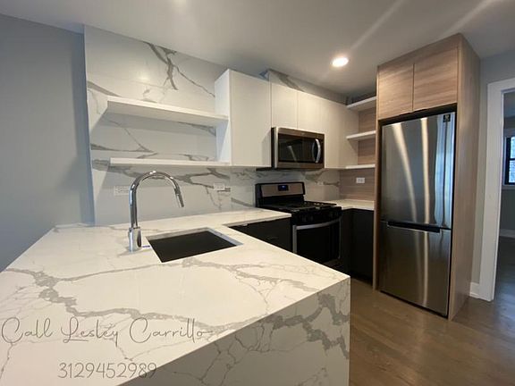 3rd image of 4425 N Ashland Ave #201