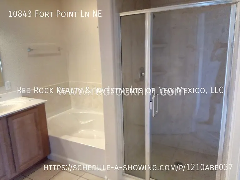 10843 Fort Point Ln NE — Photo 18