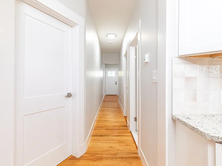 30 Presley St #30 — Photo 9
