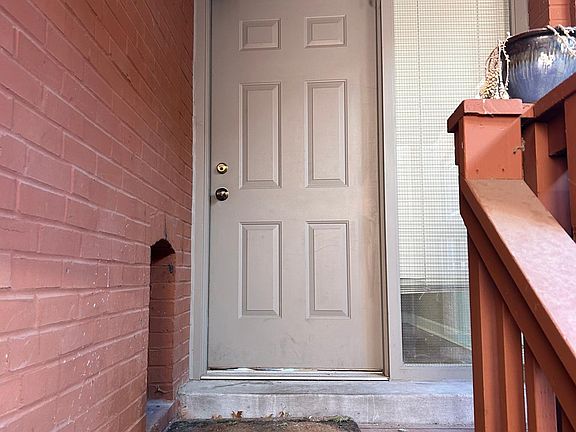 4th image of 5621 Waterman Blvd APT 6