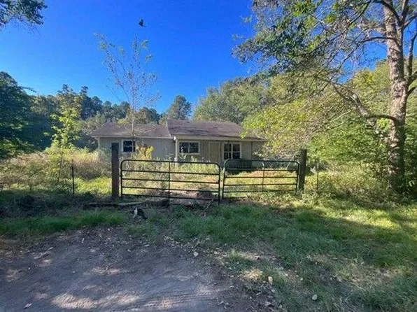 407 W Linn St, Huntington, TX 75949