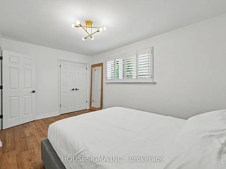 444 Withnell Cres — Photo 22
